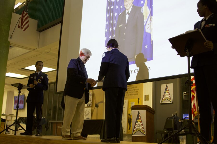Bilder von der Space Force Junior ROTC Aktivierungszeremonie